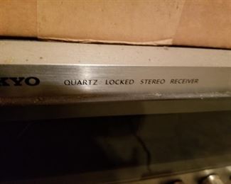 Quartz Locked Receiver 