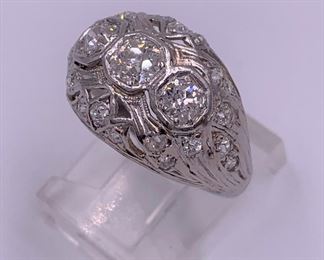 Gorgeous vintage platinum and diamond ring