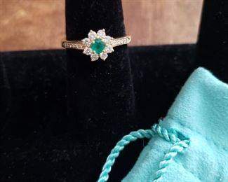 18k Tiffany & Co Emerald and Diamond Ring in Yellow Gold