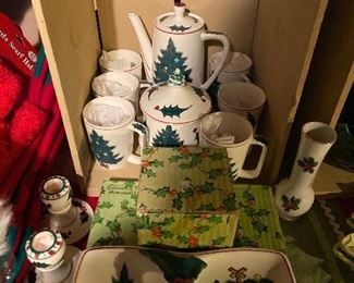 Vtg Lefton Christmas mugs set