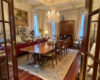 DINING ROOM WITH 10X14 FRENCH STYLE RUG & 18TH C BANDED PHILADELPHIA DINING TABLE
