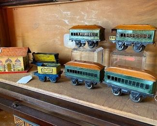 EARLY MARX JOY LINE TRAIN CARS AND LIONEL POWER STATION