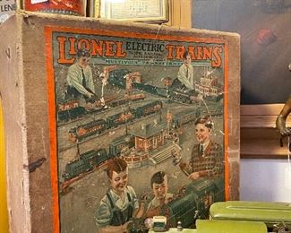 EARLY LIONEL TRAIN BOX