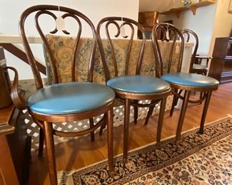 SET OF 4 BENTWOOD CHAIRS