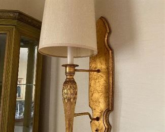 Wall sconce