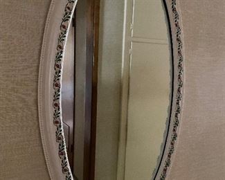 Wall mirror