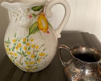 Lemon pitcher