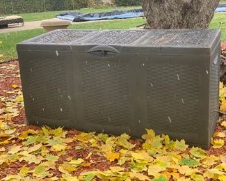 STORAGE BIN