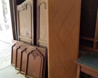 Antique Carved Wood Cabinet Doors https://ctbids.com/#!/description/share/276475
