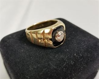 14 Karat Gold Ring Bezel Set Black Onyx & Diamond https://ctbids.com/#!/description/share/276448