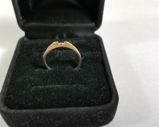 14 Karat White Gold Band Ring https://ctbids.com/#!/description/share/276436