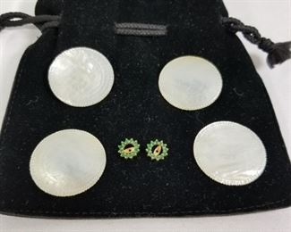 14 Karat Yellow Jewelry & Antique Mother of Pearl Gambling Tokens https://ctbids.com/#!/description/share/276427