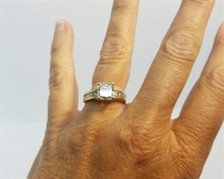 2.15 Carat Diamond 18K Yellow Gold Ring https://ctbids.com/#!/description/share/276421