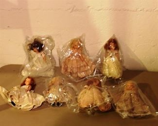 Storybook dolls