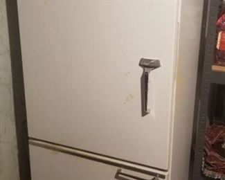 GE Refrig/Freezer