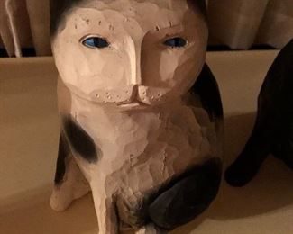 Fat cat statuary