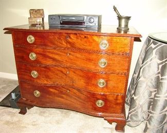 Antique Chest with 4 drawers