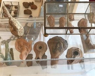 Authentic Roman artifacts, pottery and glass 