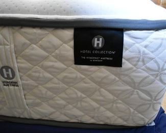 Full mattress set