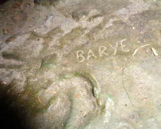 CLOSE OF VIEW OF ARTIST SIGNATURE ON RARE LARGE BRONZE ARABIC WARRIOR ON HORSE WITH ORIGINAL BARYE SIGNED SIGNATURE