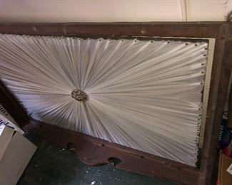 TOP ROSEWOOD HALF CANOPY OF RARE MUSEUM QUALITY AMERICAN CIVIL WAR VICTORIAN TESTER BED WITH HALF CANOPY CIRCA 1860 