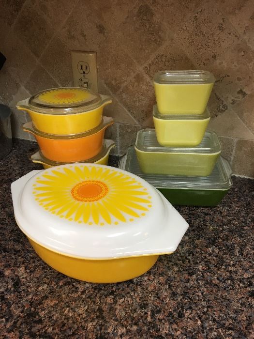 Same of the cool retro vintage items in this sale.  Vintage Pyrex!