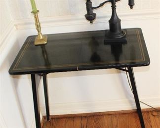 folding table