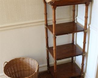 Dictionary stand