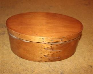 GORGEOUS Shaker box, 12" long