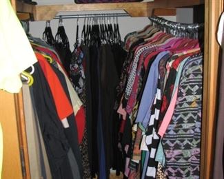 did i mention that there are many brand new with and without tags plus size womans clothing?