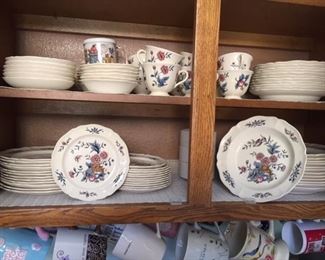 Early American pattern china from Williamsburg, Virginia, 12 place settings
