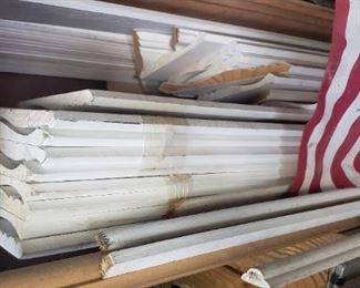 lots of crown mold