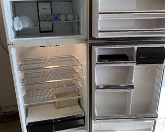 Frigidaire Garage Fridge Refrigerator	65 x 31 x 32	HxWxD
