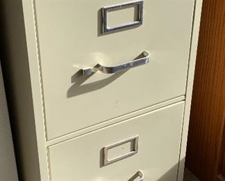 HON 2 Drawer File Cabinet #2	29 x 15 x 28	HxWxD
