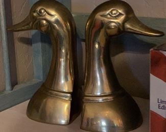 Brass Duck Head Bookends	 	
