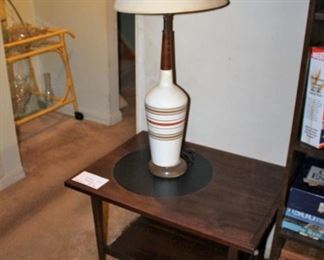 Vintage MCM lamp and vintage end table w/ leather inlay