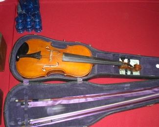 nice violin with hand written label Robert Glier Cincinnati  Oh. 1883 and 2 sterling wrapped bows