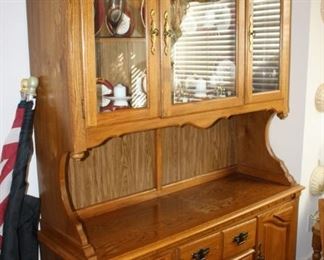 Great Country Hutch