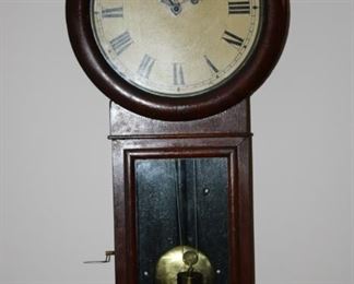 Great Antique Seth Thomas Clock.  Circa 1890 (approx).  Very Good Working Condition!