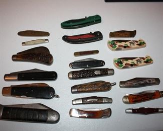 Nice lot of Vintage Pocket knives including Case and More
