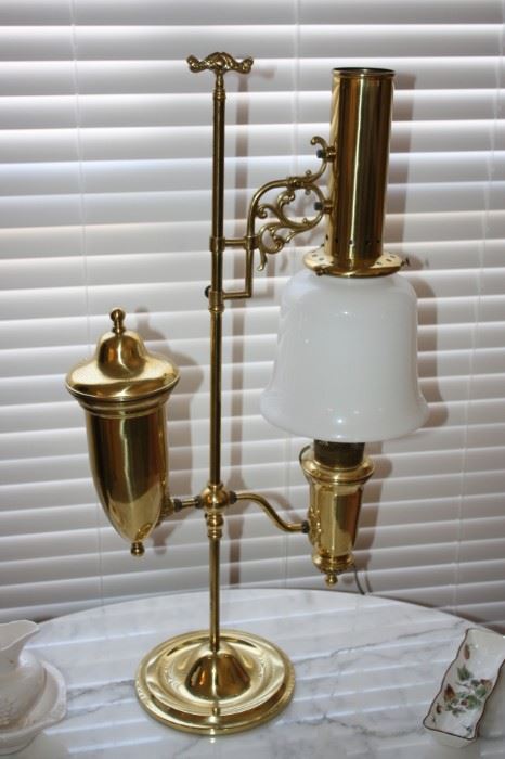 Beautiful Vintage Aladdin 75TH Anniversary Brass Student Desk Lamp