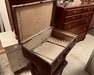 Liebermans Leather Trunk from the 40's