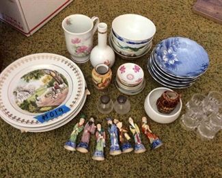 PVT019 Vintage Mini Oriental China & More