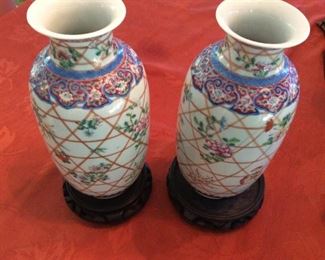 PVT020 Two Asian Porcelain Vases 