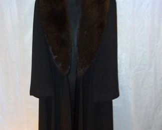 CHARLES KLEIN 100% Luxurious Cashmere