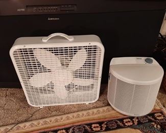 Holmes Hepa filter and Box fan