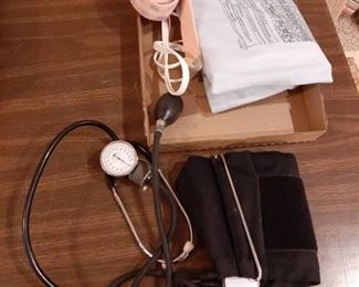 Heating pad and blood pressure