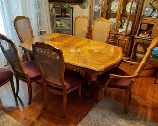 Double pedestal dining table with 8 chairs and 2 leaves - table is 52  by 42  with 16  leaves - table pads for table and one leaf included