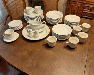 Set of Mikasa dishes - service for 8