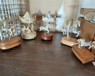 5 carousel horses - 4 with wood bases are musical